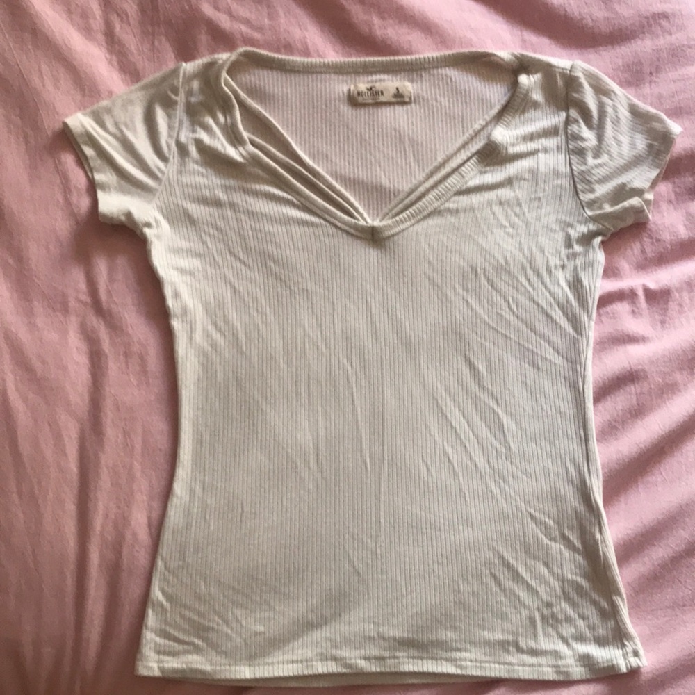 Hollister t-shirt